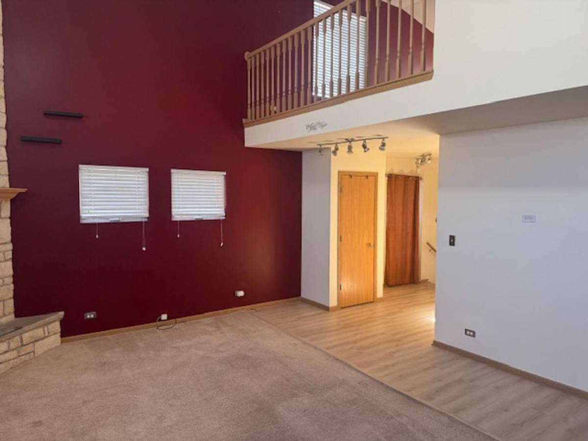 Townhouse for rent at 2520 Cedar Glen Dr N, Chicago Heights, IL 60411