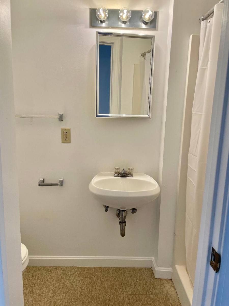 Apartment for rent at 1077 Beacon St #9, Brookline, MA 02446