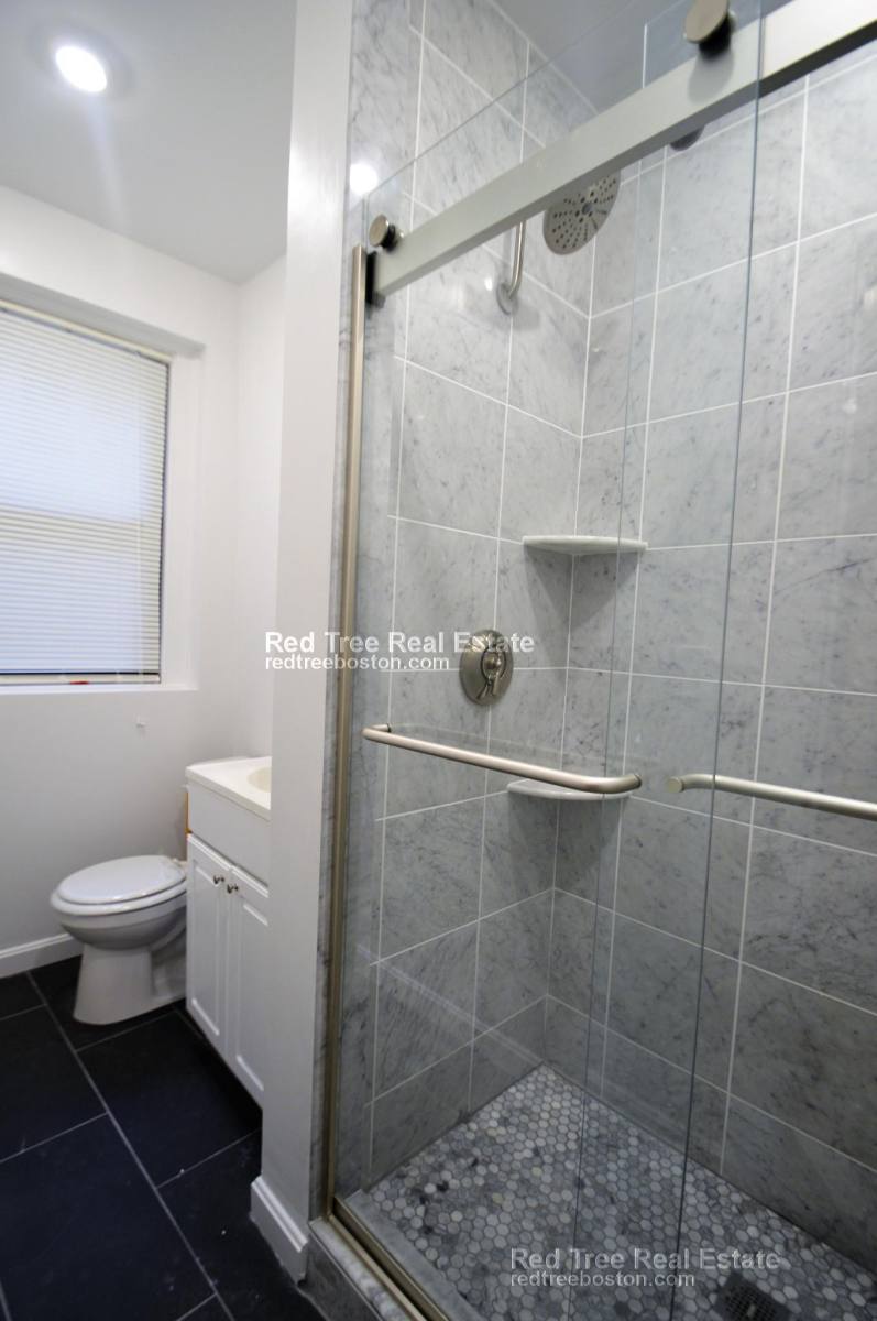 Apartment for rent at 19 Peterborough St #14, Boston, MA 02215
