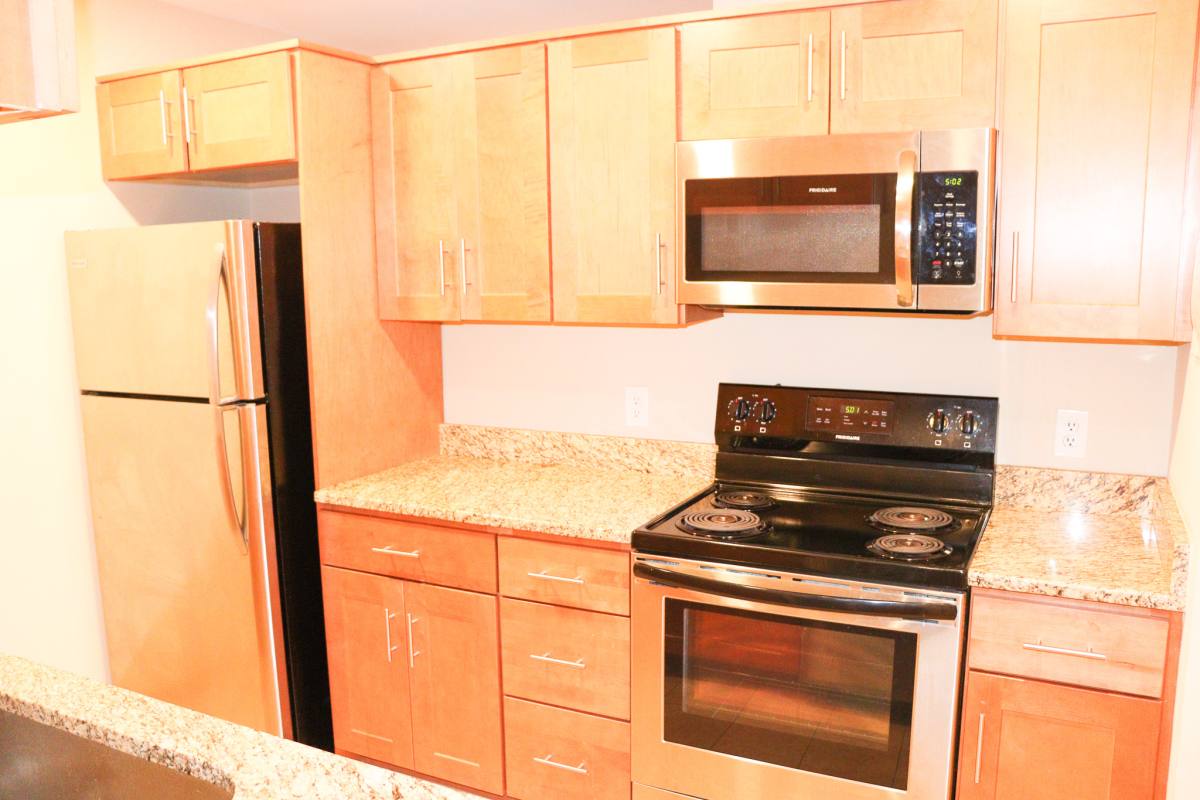 Apartment for rent at 550 Washington St #210, Braintree, MA 02184