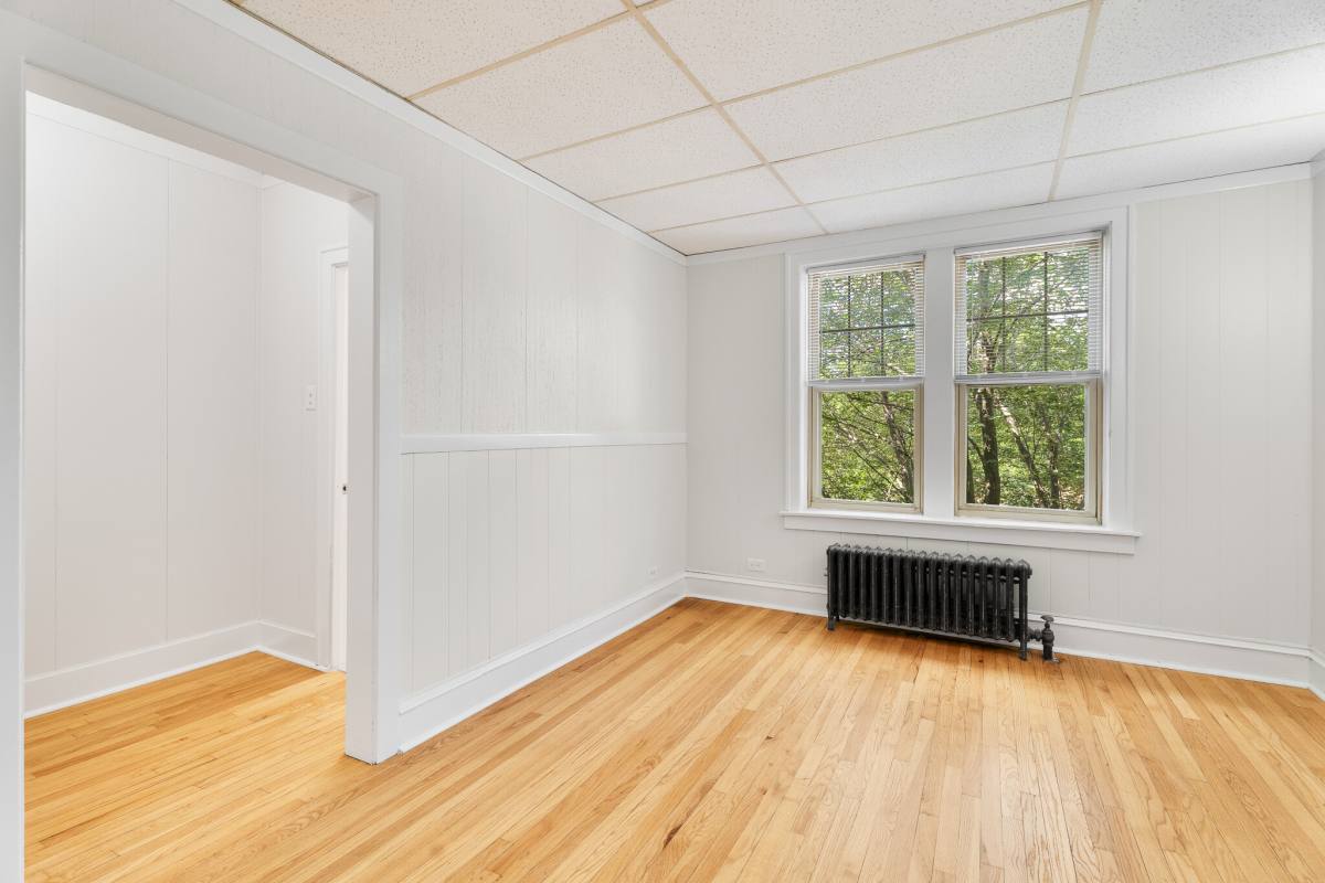 Apartment for rent at 1440 W Howard #18, Chicago, IL 60626