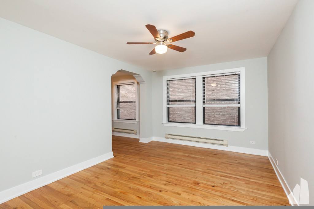 Apartment for rent at 425 W Roscoe St #109, Chicago, IL 60657