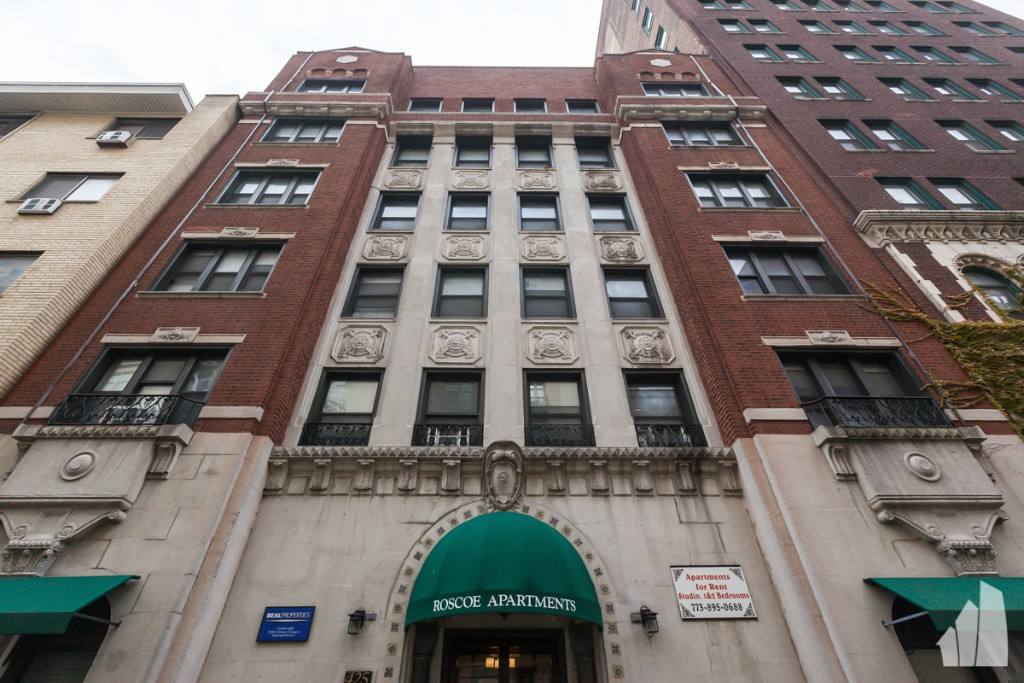 Apartment for rent at 425 W Roscoe St #109, Chicago, IL 60657