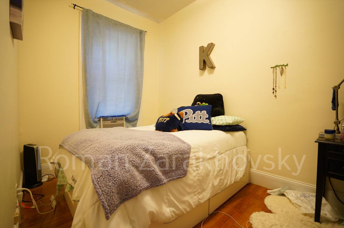 Apartment for rent at 1071 Beacon St #2, Brookline, MA 02446