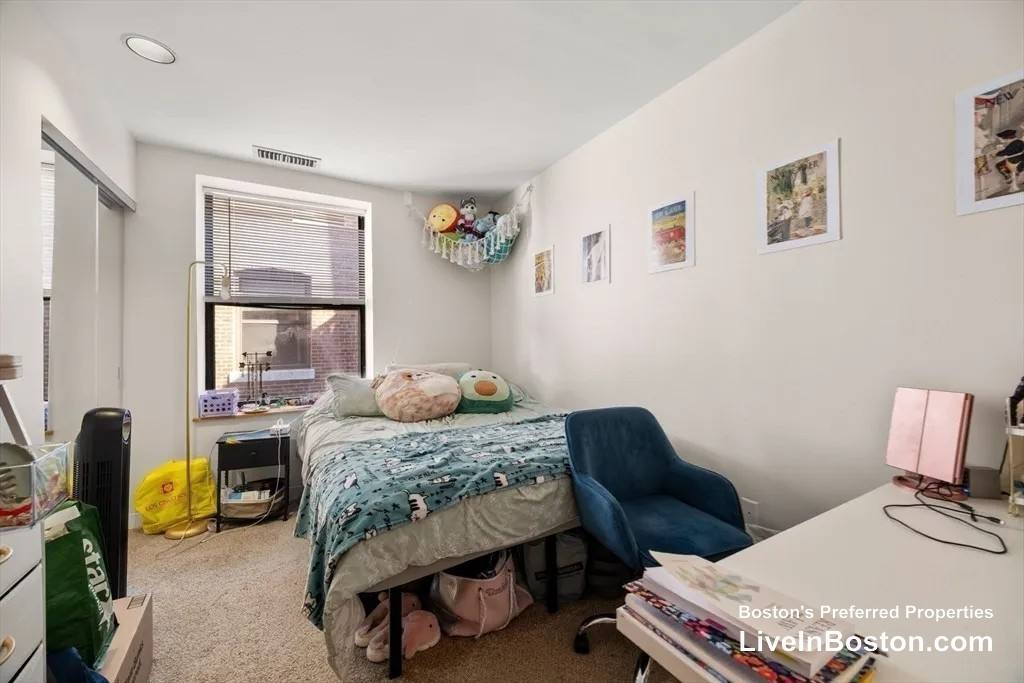 Condo for rent at 95 Gainsborough St #307, Boston, MA 02115