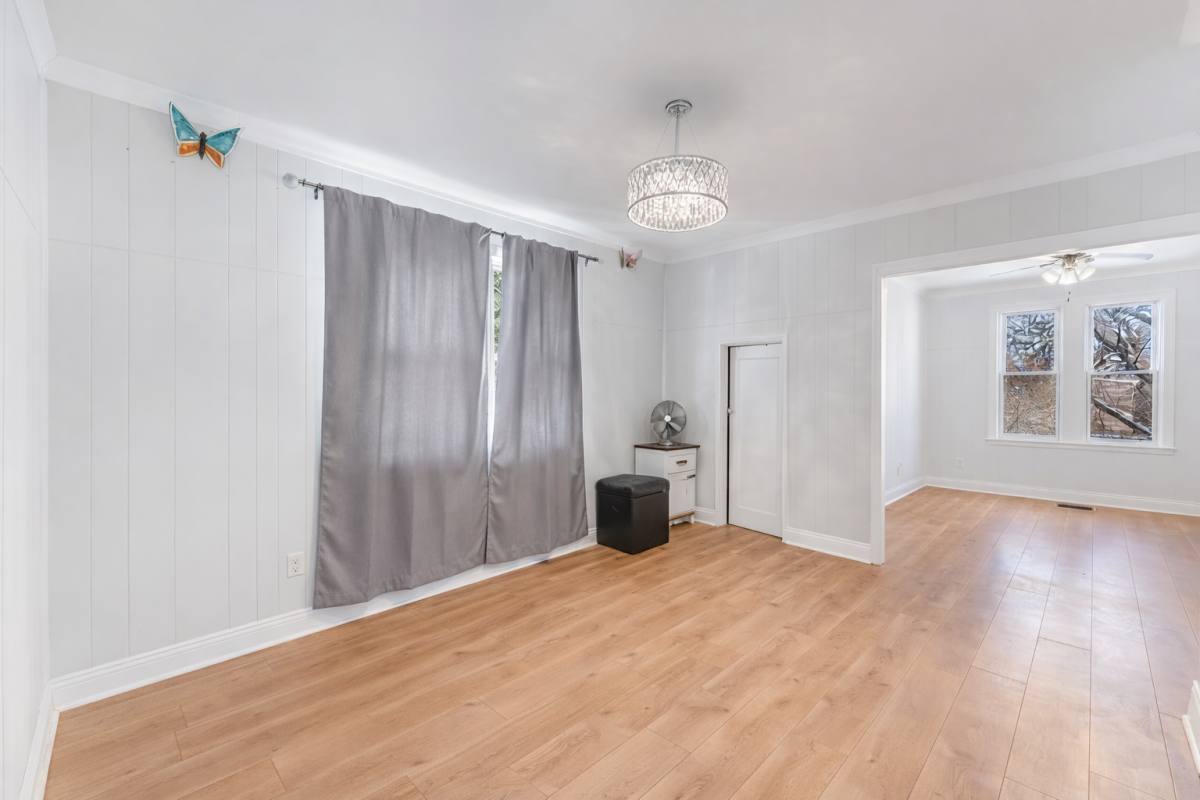 Apartment for rent at 6337 W Patterson Ave #2, Chicago, IL 60634