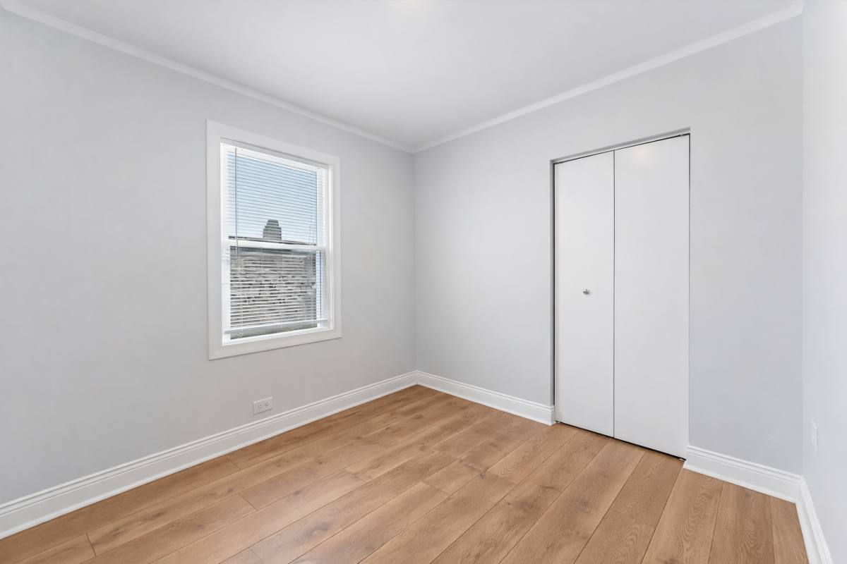 Apartment for rent at 6337 W Patterson Ave #2, Chicago, IL 60634