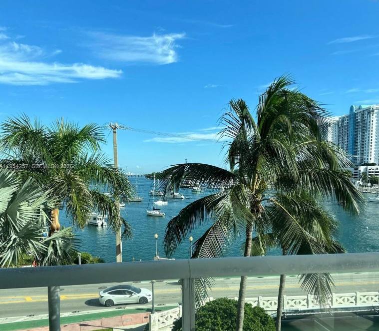 Apartment for rent at 10 Venetian Way #404, Miami Beach, FL 33139