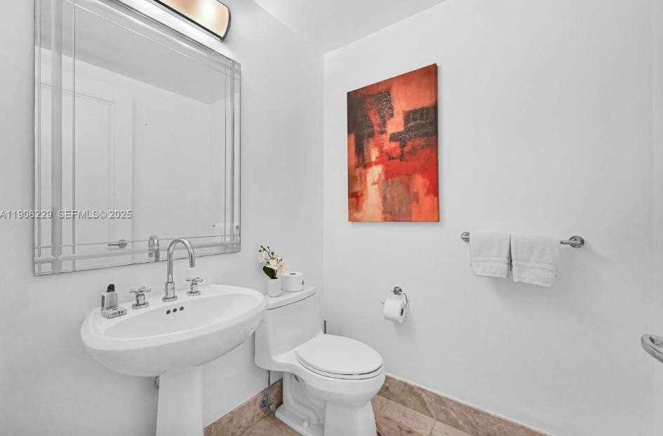 Apartment for rent at 1435 Brickell Ave #3401, Miami, FL 33131
