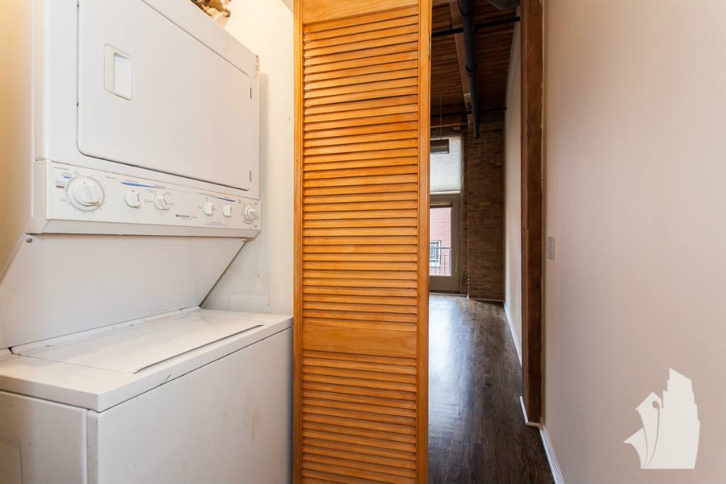 Apartment for rent at 1500 W Monroe St #315, Chicago, IL 60607