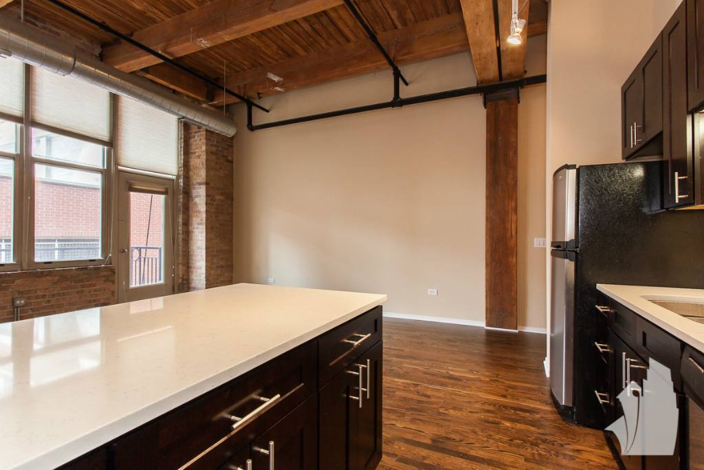 Apartment for rent at 1500 W Monroe St #315, Chicago, IL 60607
