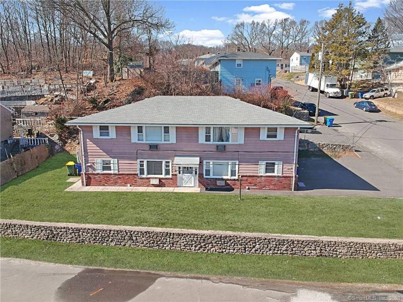 Apartment for rent at 246 New Haven Ave #1, Waterbury, CT 06708