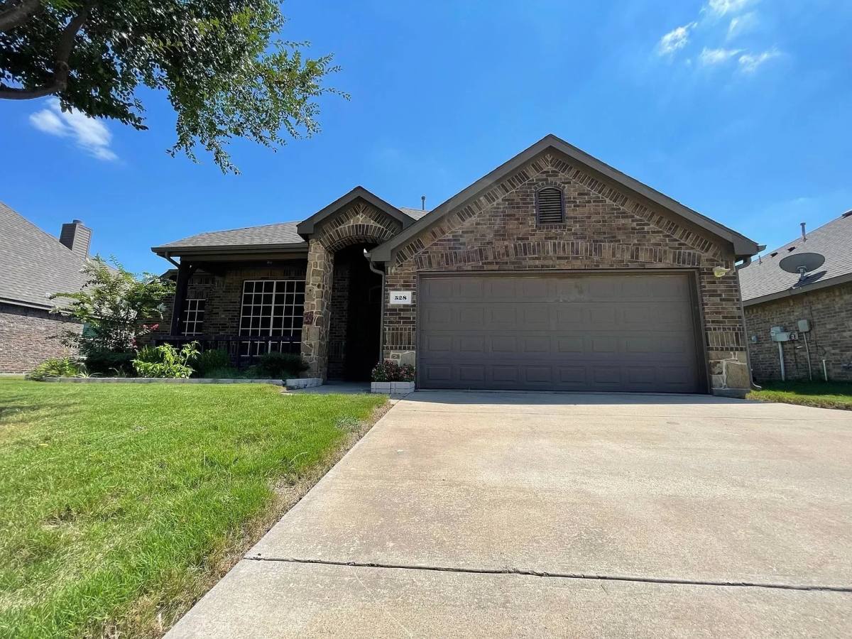 House for rent at 528 Stockton Dr, Forney, TX 75126