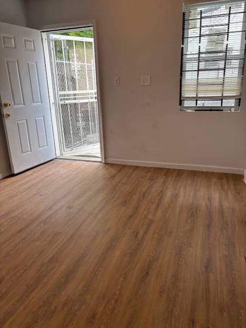 Townhouse for rent at 1110 N St, Philadelphia, PA 19123