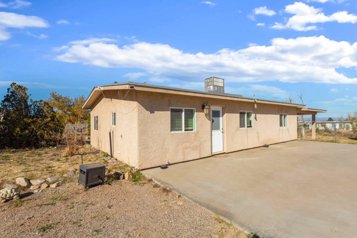 House for rent at 7245 Cole Lane, Hereford, AZ 85615