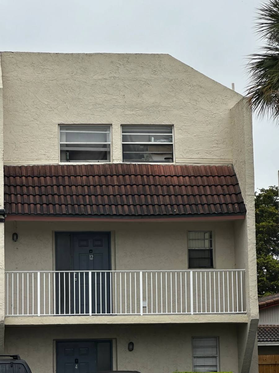 Townhouse for rent at 3570 NW 115th Way, Coral Springs, FL 33065