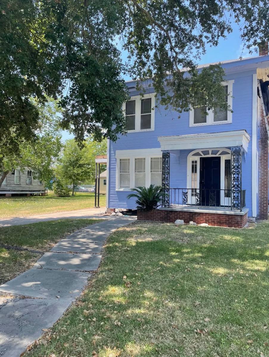 House for rent at 2717 4th St, Port Arthur, TX 77640