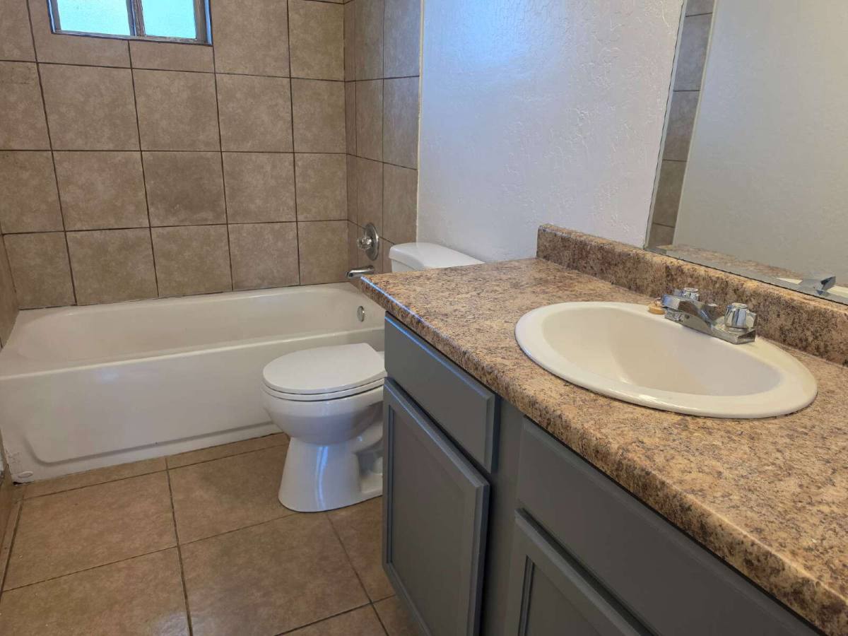 Apartment for rent at 1812 N 26th Place #4, Phoenix, AZ 85008