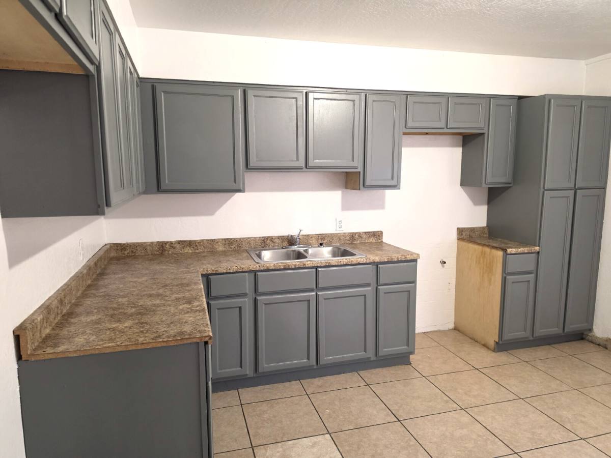 Apartment for rent at 1812 N 26th Place #4, Phoenix, AZ 85008