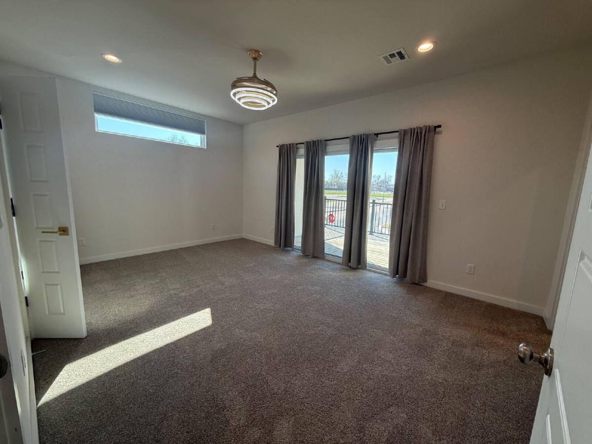 Townhouse for rent at 134 E Elgin St, Broken Arrow, OK 74012