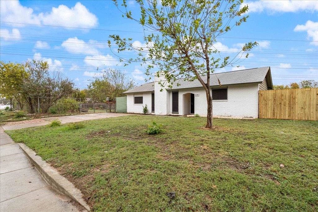 5711 Emerald Forest Dr, Austin, TX 78745