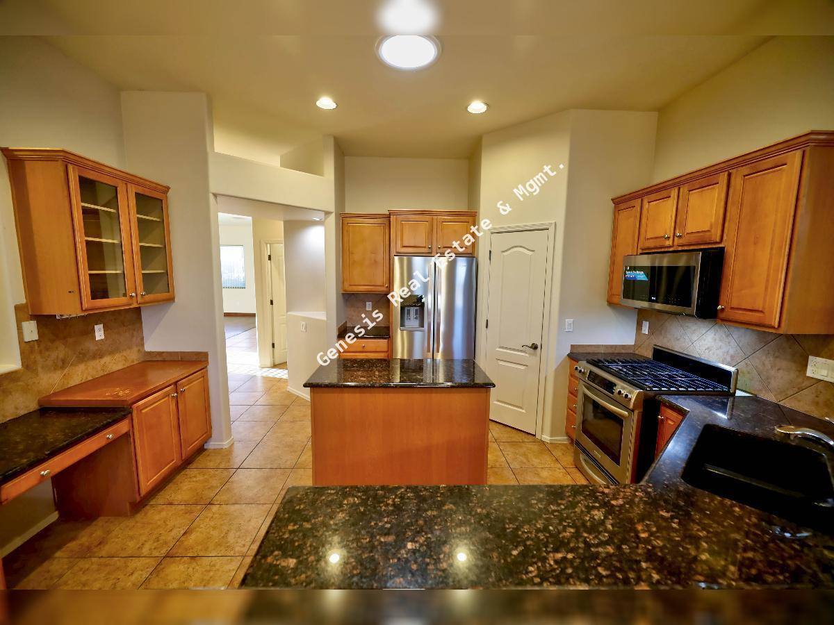 House for rent at 770 W Grantham St, Vail, AZ 85641