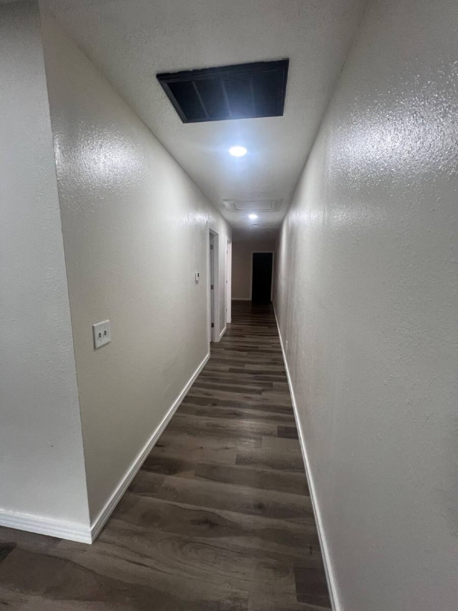 Townhouse for rent at 924 N Broadway Ave, Springfield, MO 65802