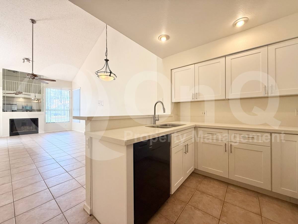 Apartment for rent at 1717 E Union Hills Dr #1073, Phoenix, AZ 85024