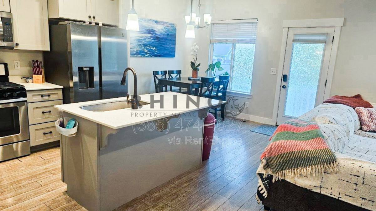 Townhouse for rent at 213 Whitewater Dr, Vineyard, UT 84059