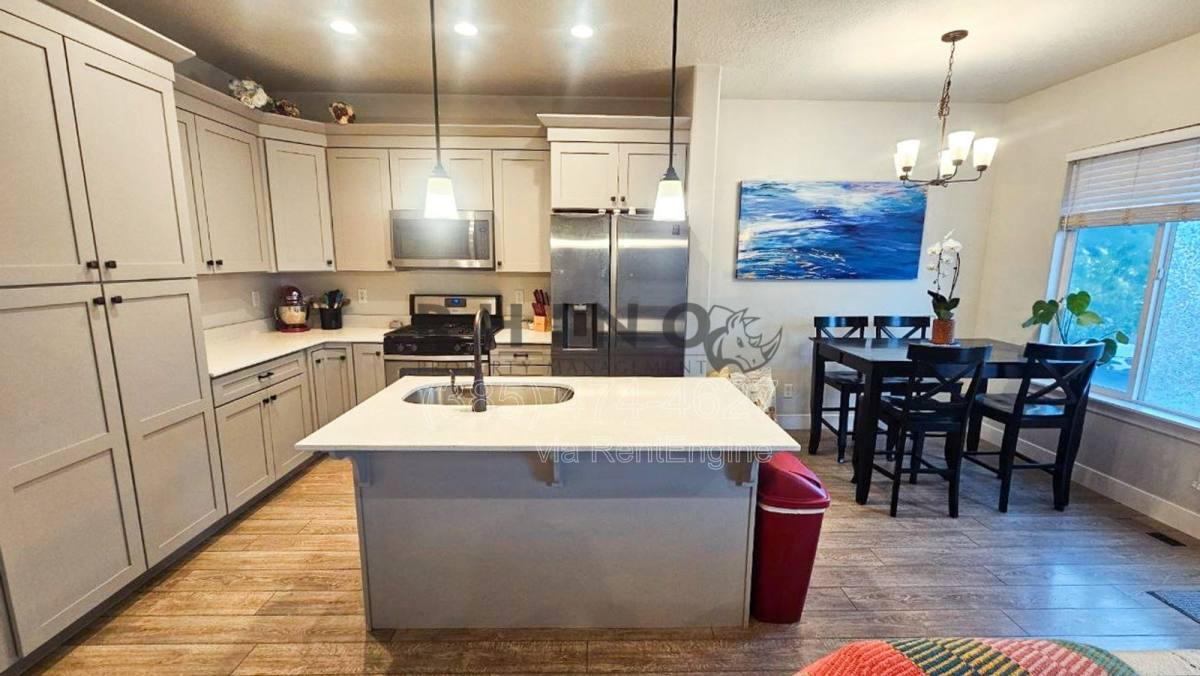 Townhouse for rent at 213 Whitewater Dr, Vineyard, UT 84059