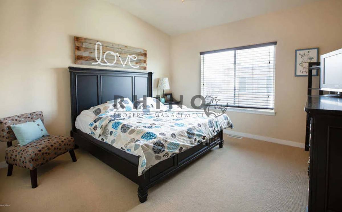 Townhouse for rent at 3673 Lilac Heights Dr, South Jordan, UT 84095