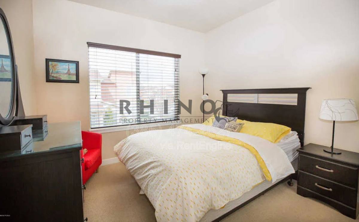 Townhouse for rent at 3673 Lilac Heights Dr, South Jordan, UT 84095