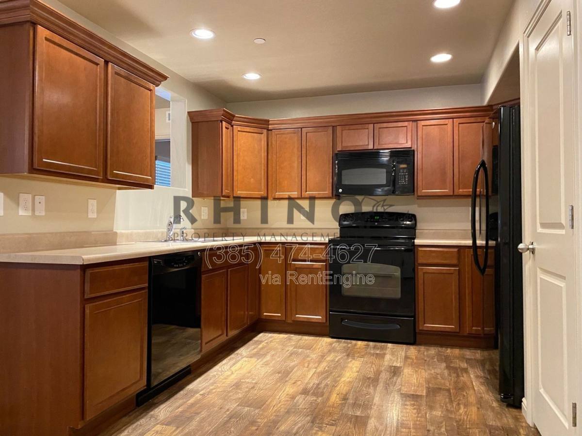 Condo for rent at 6941 Village River Lane #I 03, Midvale, UT 84047
