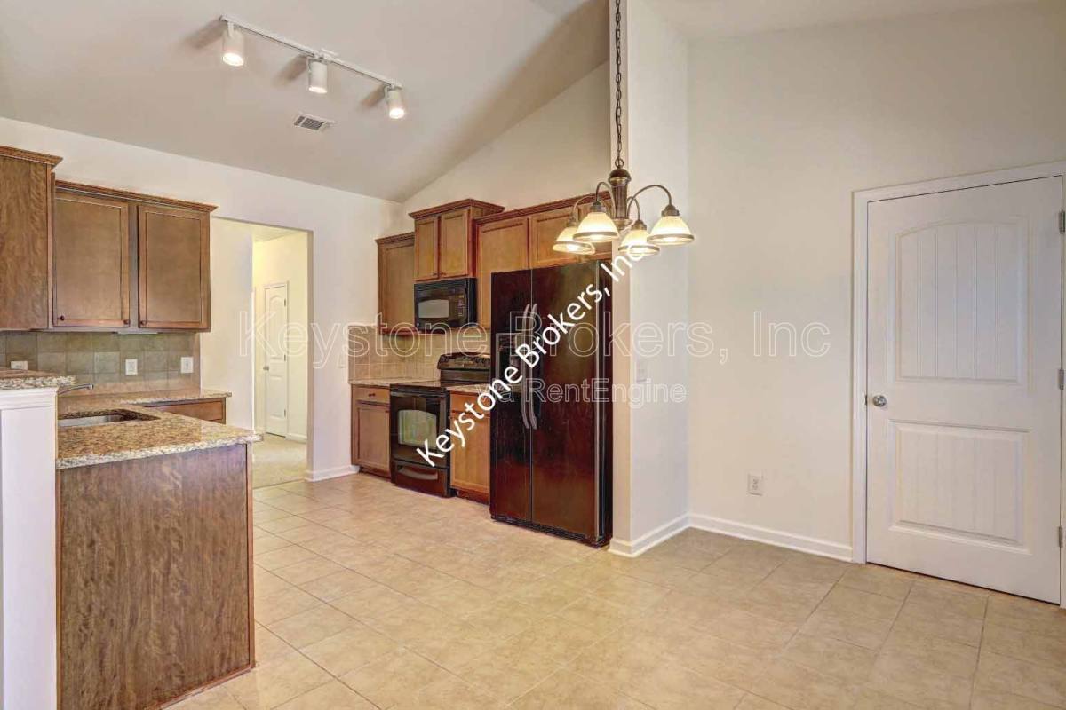 House for rent at 110 Sea Oaks Court, Byron, GA 31008