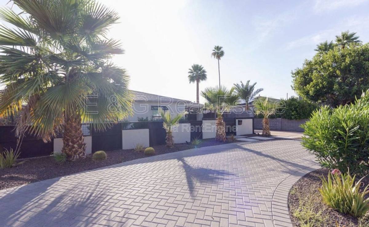 House for rent at 4214 N 20th St, Phoenix, AZ 85016