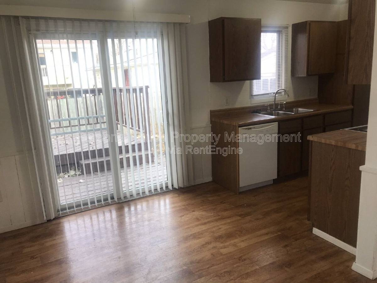 Townhouse for rent at 440 22nd St E, West Fargo, ND 58078