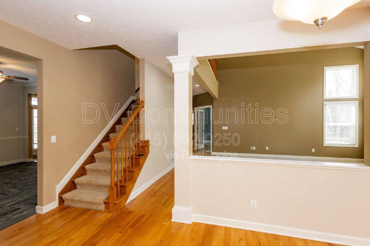 House for rent at 8240 Talbot Circle, Mentor, OH 44060