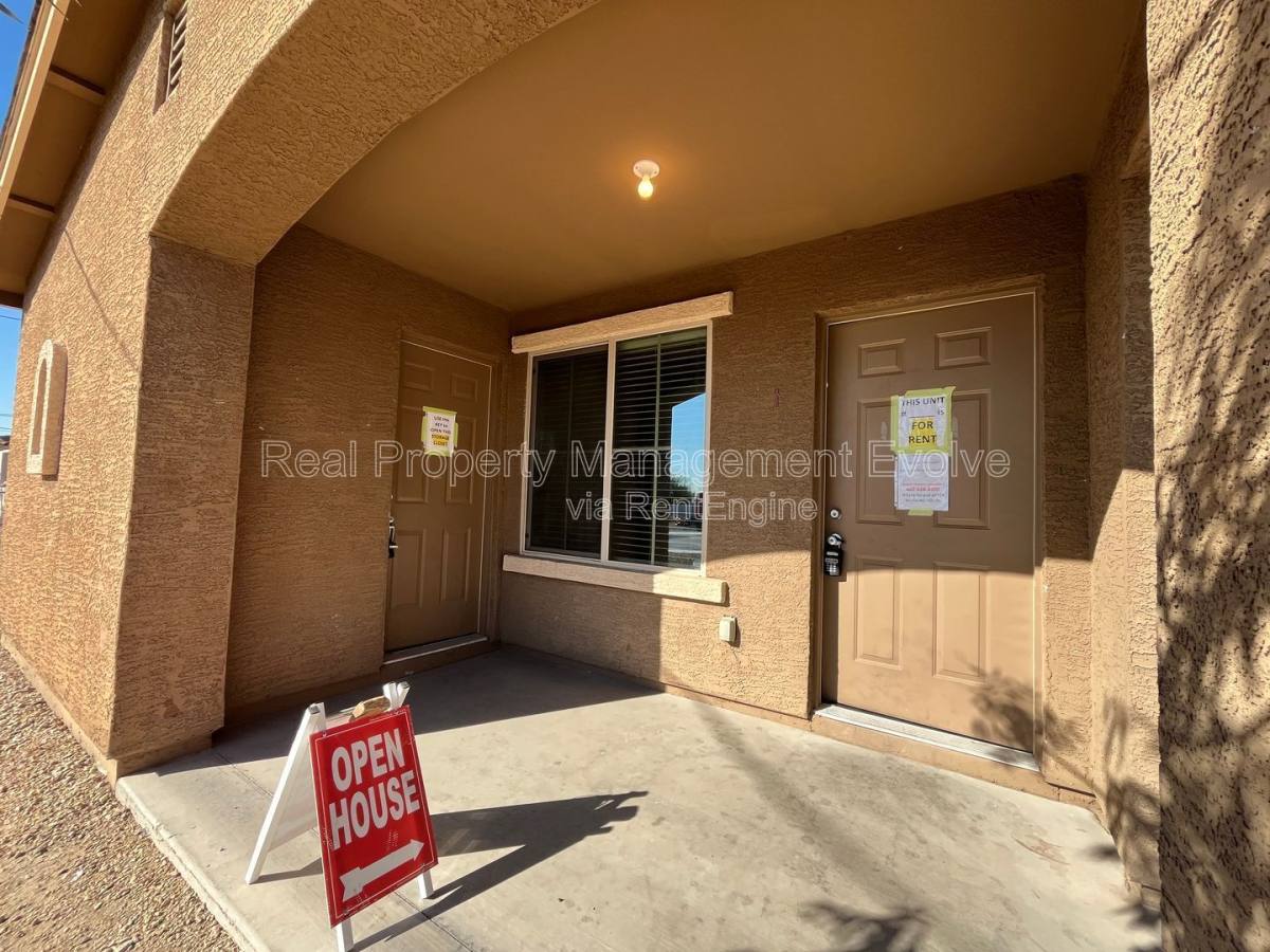 Apartment for rent at 10402 N 9th Ave #1, Phoenix, AZ 85021