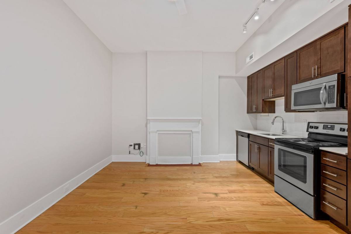 Apartment for rent at 516 E 13th St #4, Cincinnati, OH 45202