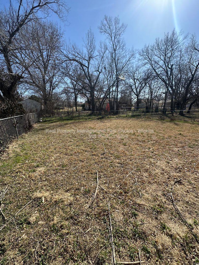 House for rent at 1450 N Green St, Wichita, KS 67214