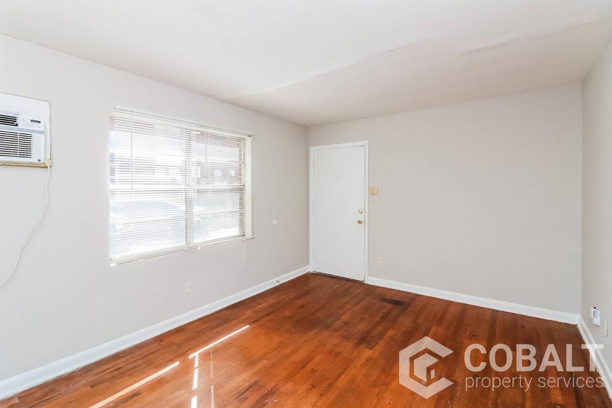 Apartment for rent at 890 Greenwood Ave NE #4, Atlanta, GA 30306