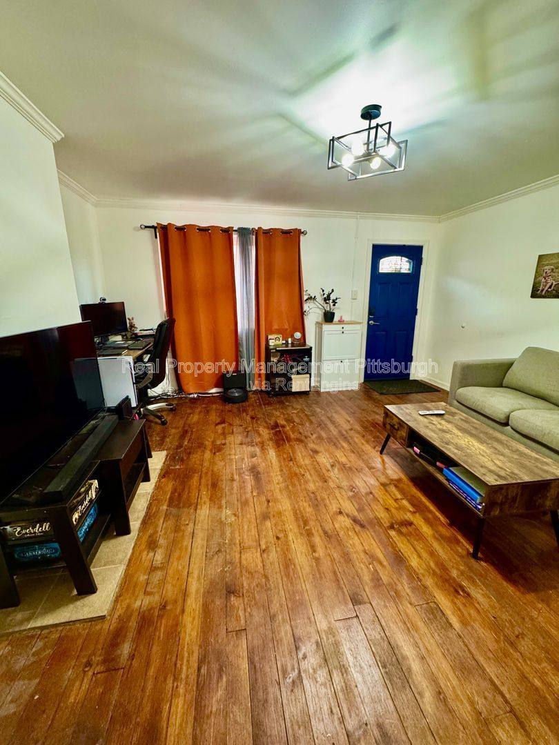 Apartment for rent at 2218 Sarah St #1, Pittsburgh, PA 15203