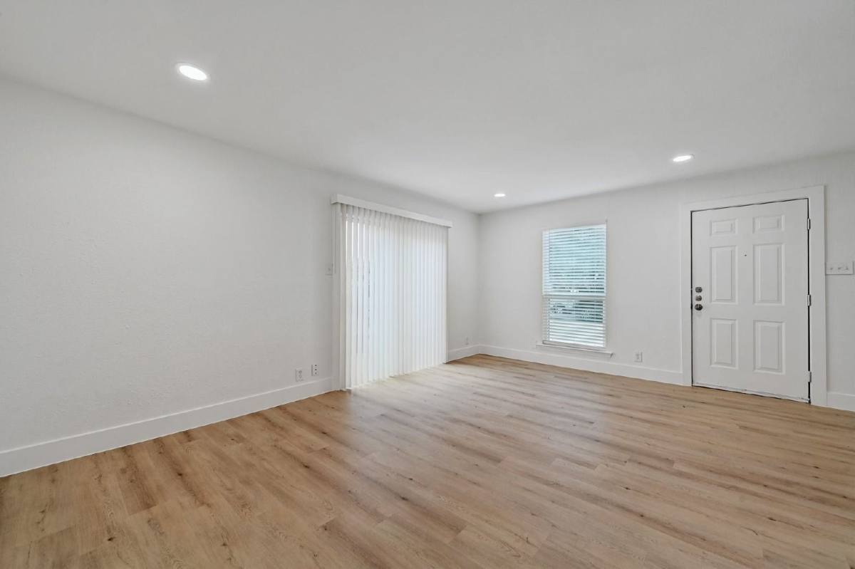 Apartment for rent at 2617 Ektom Dr #B, Austin, TX 78745