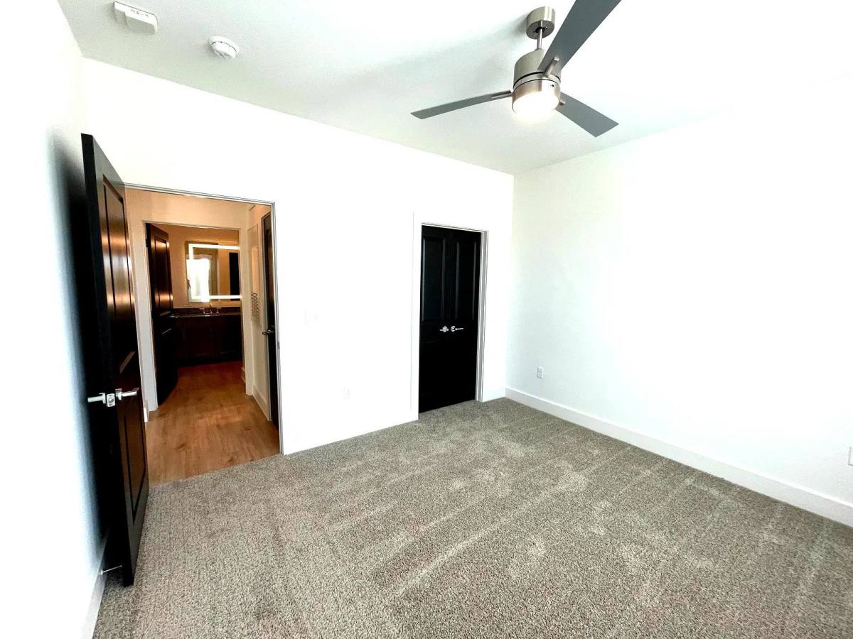 Apartment for rent at 2425 Central Expressway #1-162, Melissa, TX 75454
