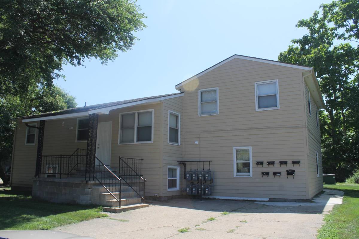 Apartment for rent at 1011 Lincoln St #4, Vermillion, SD 57069