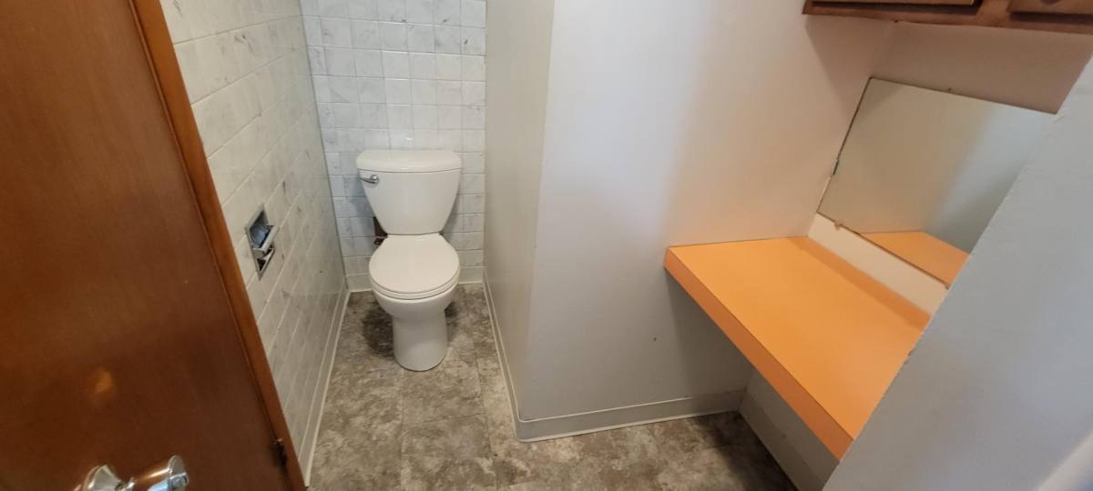Apartment for rent at 1011 Lincoln St #4, Vermillion, SD 57069