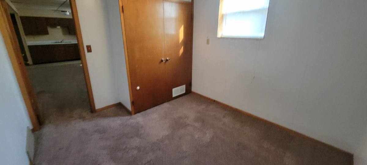 Apartment for rent at 1011 Lincoln St #4, Vermillion, SD 57069