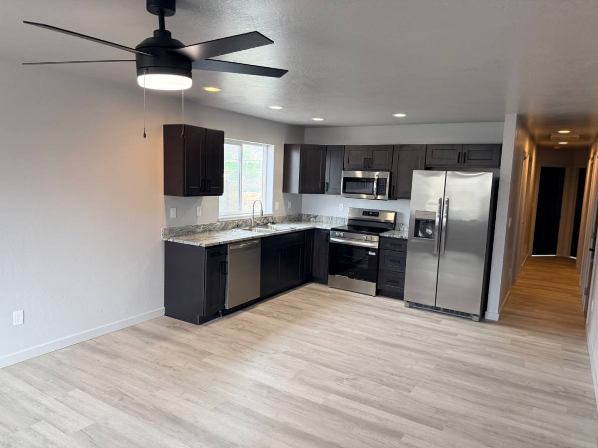 House for rent at 345 Division St, Klamath Falls, OR 97601