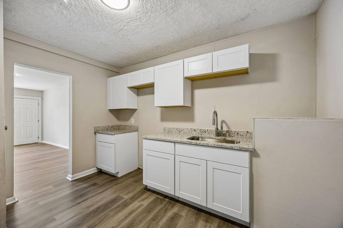Apartment for rent at 1629 E 9th St, Jacksonville, FL 32206