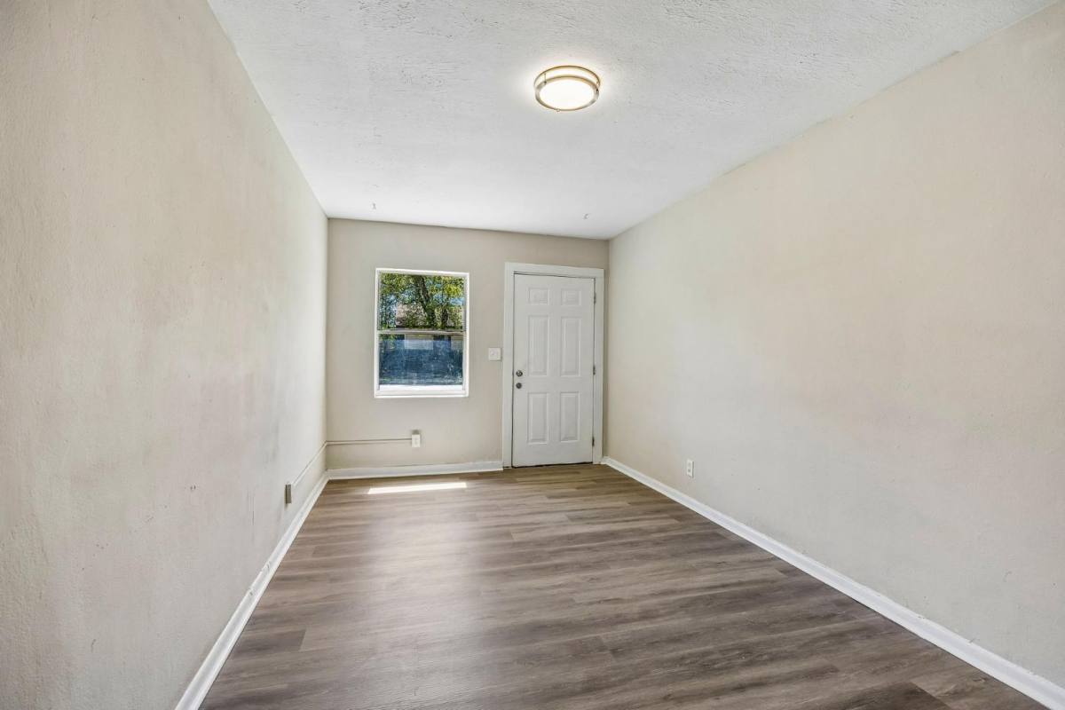 Apartment for rent at 1629 E 9th St, Jacksonville, FL 32206